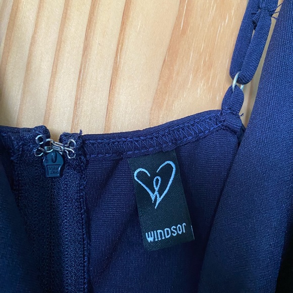 🌸navy windsor mini dress - Picture 2 of 5